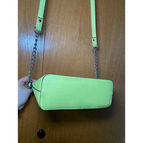 Steve Madden - Bright Yellow Purse with Silver Accents - Picture 9 of 16